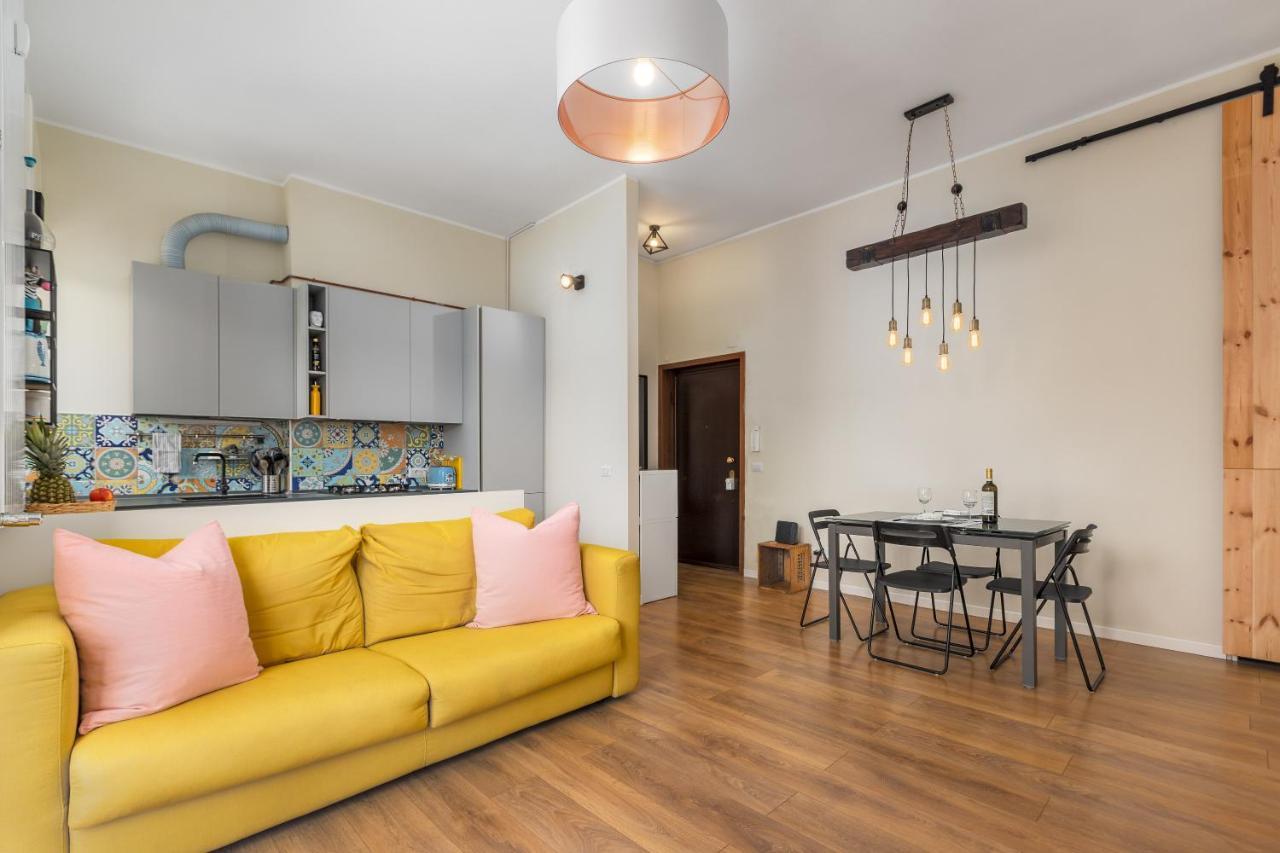 Maiolica Apartment - Free Parking And Great Connection To Linate And Duomo Milan Luaran gambar